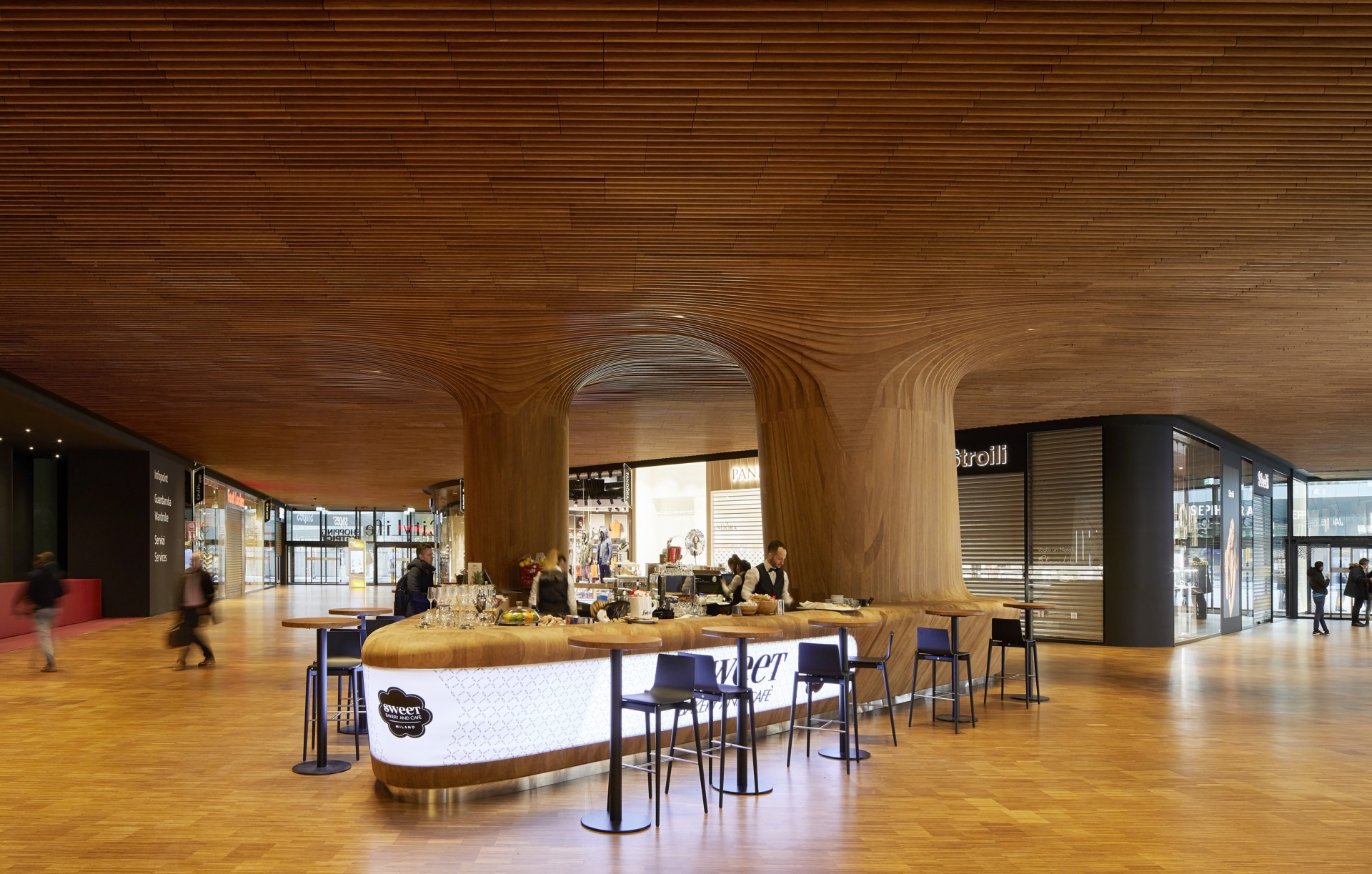 Zaha Hadid Architects CityLife Shopping District Milano | Floornature
