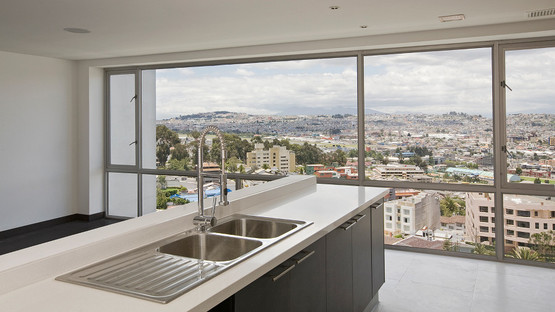 NAJAS arquitectos firma il condominio ICON a Quito, Ecuador