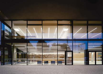 Mostra Between Interior and Exterior Wulf Architects Architektur Galerie Berlino
