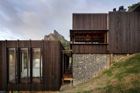 Castle Rock Beach House di Herbst Architects
