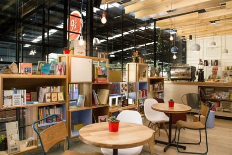 Nove e Tre Quarti, bookstore e café per bambini a Medellin