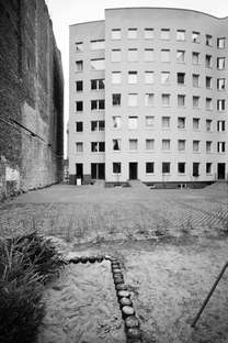 mostra Corner, Block, Neighbourhood, Cities Álvaro Siza in Berlin and The Hague CCA