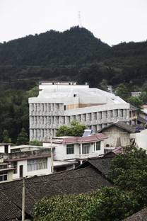 Rural Urban Framework Angdong Hospital Baojing County Cina