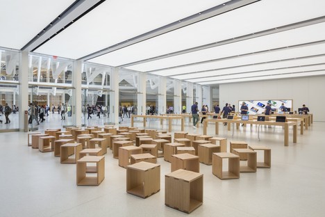 Bohlin Cywinski Jackson Apple Store in the World Trade Center Oculus