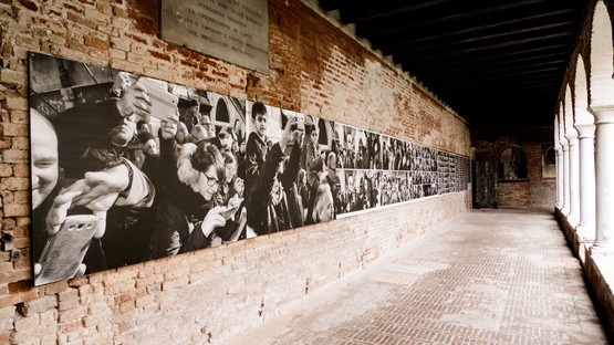 mostra RIVUS ALTUS - 10.000 frammenti visivi dal ponte di Rialto a Venezia