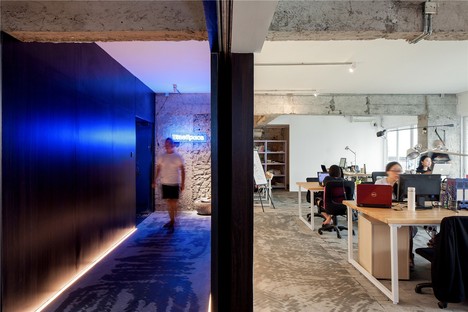 Blue Space Office di Bloom Design