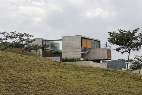 Apiacas Arquitetos Itahye House San Paolo Brasile