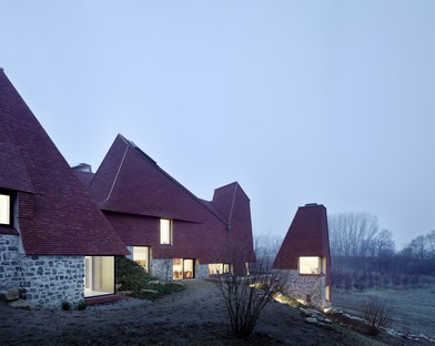 Macdonald Wright Architects Caring Wood una casa di campagna del XXI secolo
