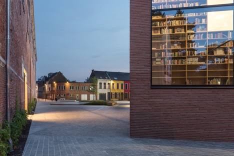KAAN Architecten Utopia Biblioteca Accademia Arti Performative a Aalst Belgio