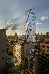35XV un grattacielo con paillette a Manhattan di FXCollaborative