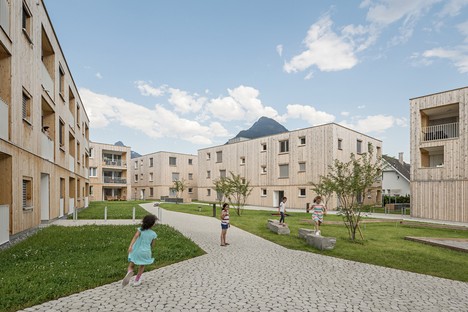 Feld72 complesso residenziale Maierhof vivere in comune con vista sulle montagne