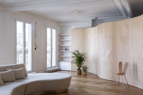 Toledano + architects Wood Ribbon interior design a Parigi
