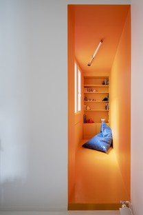 Toledano + architects Wood Ribbon interior design a Parigi