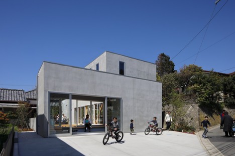 Yamazaki Kentaro Design Workshop una terrazza in città Hayama House 