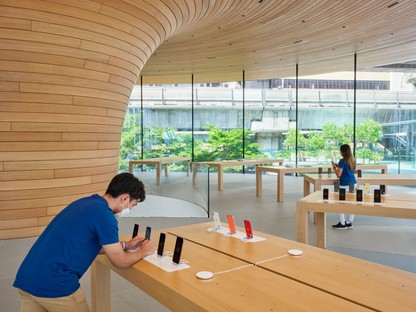 Foster + Partners Apple Central World un nuovo iconico store per Bangkok