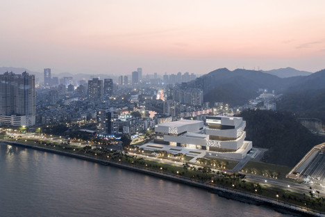 gmp Architekten von Gerkan, Marg und Partner completato lo Zhuhai Museum in Cina