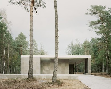 KAAN Architecten Loenen Pavilion un edificio commemorativo in armonia con la natura