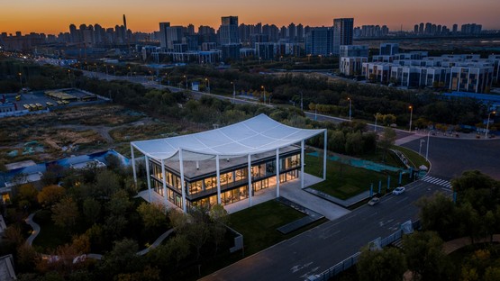 Powerhouse Company Paper Roof nuovo centro civico a Tianjin