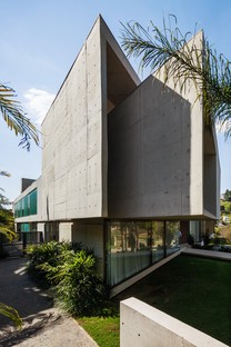 Biselli Katchborian Arquitetos Associados TRD House San Paolo
