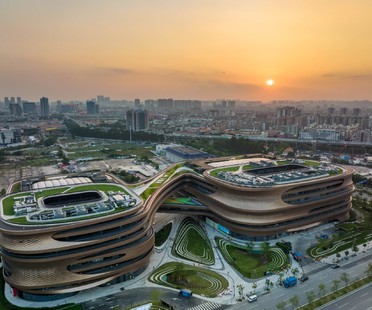 Zaha Hadid Architects headquarter Infinitus Plaza Guangzhou 