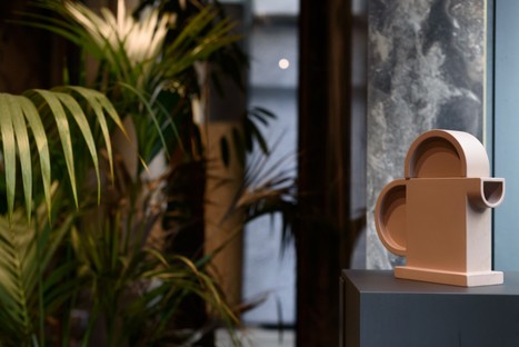 Mostra Ceramics: Neverending Artworks al Flagship Milano di Iris Ceramica Group