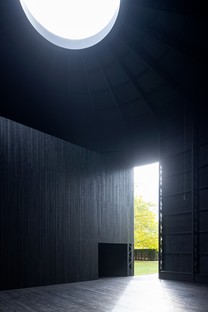 Theaster Gates Black Chapel è il Serpentine Pavilion 2022
