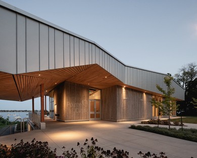 ADHOC Architectes & Prisme Architecture Centro Nautico di Baie-de-Valois Quebec