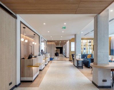 Manuelle Gautrand Architecture un hotel per l'aeroporto Charles de Gaulle di Parigi