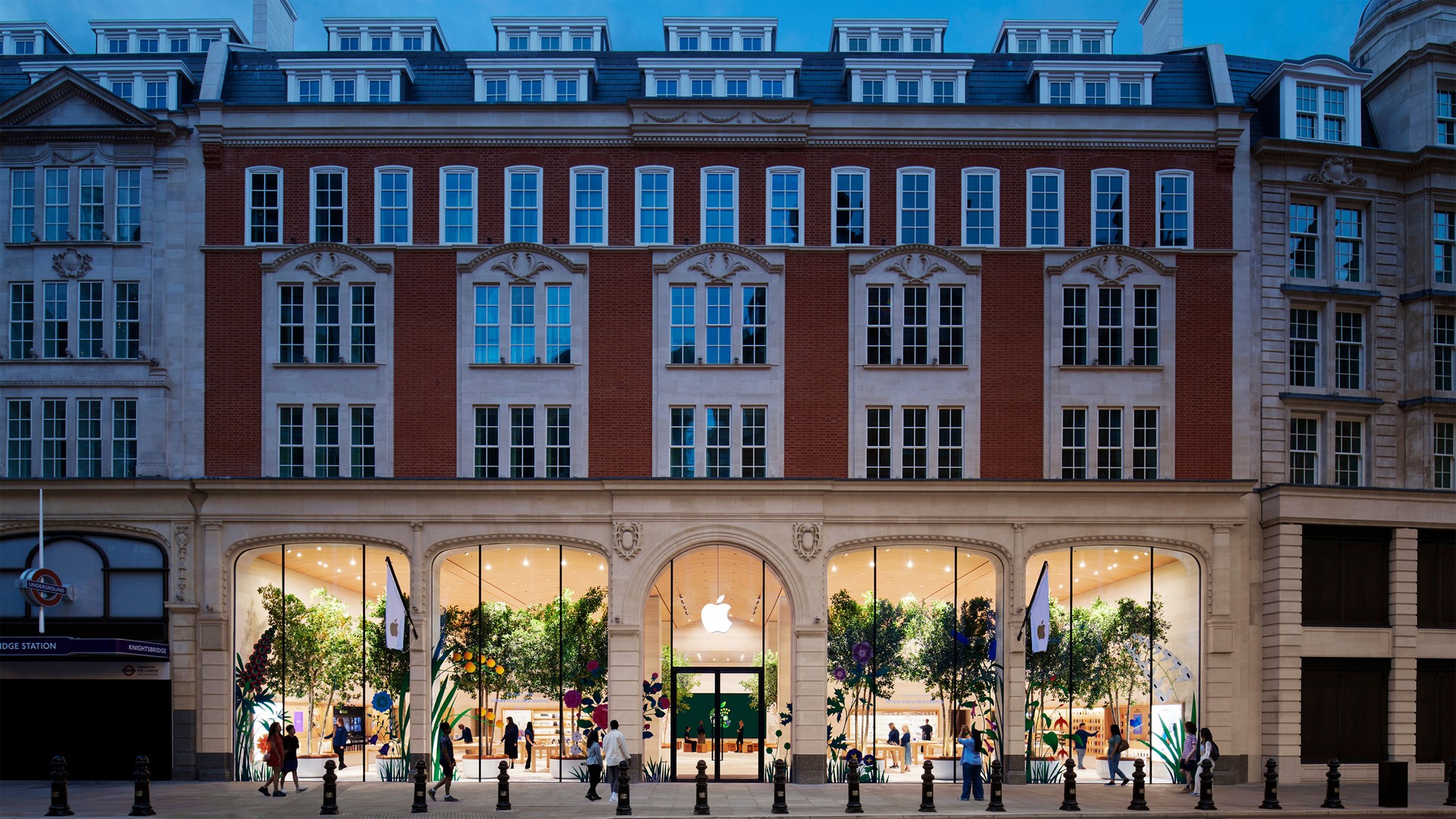 Foster + Partners nuovo store Apple a Londra
