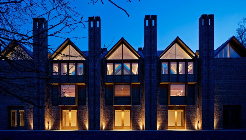 RIBA Stirling Prize 2022 è la biblioteca del Magdalene College Cambridge di Níall McLaughlin Architects