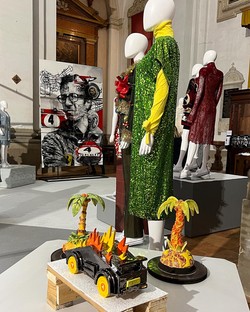 Pezzi unici dall'arte della ceramica, della moda e dei motori in mostra a Modena