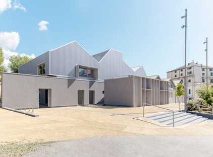 Nuovo Centro Civico di Genova Cornigliano: Rigenerazione Architettonica e Sociale
