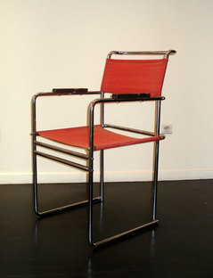 Marcel Breuer, fauteuil a accoudoirs B11, 1926. Court. Galerie Madalian-Paillard