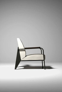 Jean Prouv� Prouv�AW Special Edition © Vitra