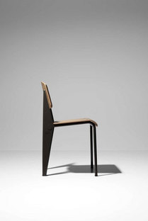 Jean Prouv� Prouv�AW Special Edition © Vitra