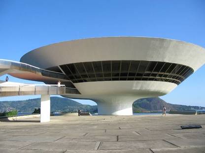 Addio all'architetto Oscar Niemeyer