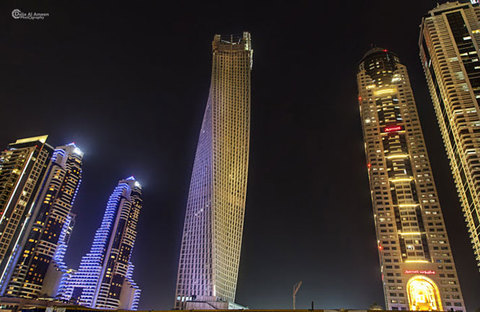 SOM grattacielo Cayan Tower - Infinity Tower, Dubai