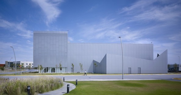Brooks + Scarpa Architects, Metalsa, Messico