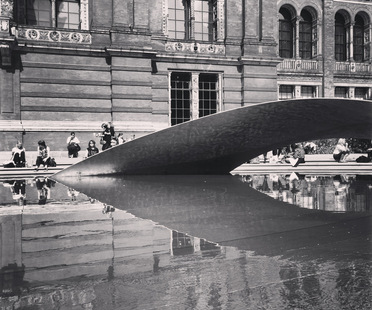 Zaha Hadid Architects, Installazione Crest al London Design Festival
