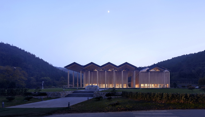 AZL Architects: Shitang Village Internet Conference Center, Cina