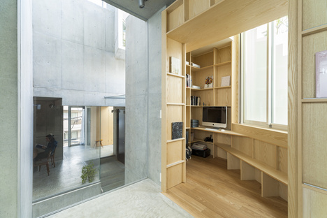 Akihisa Hirata: Tree-ness house, casa e galleria d’arte a Tokyo