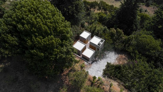 Dosa Studio + Rojkind Arquitectos: Casa per Rosario, Ocuilan