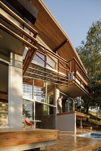 Balcony House di Laboratory Sustaining Design