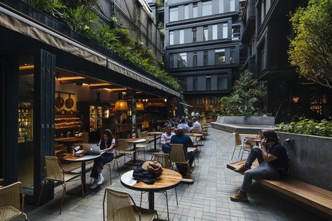 Plan:b arquitectos: Hotel Click Clack a Medellín