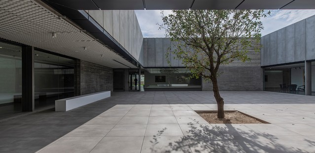 TEO Center for Culture, Art and Content di Lerman Architects a Tel Aviv