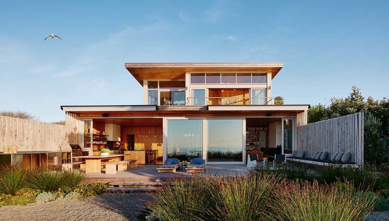 Surf House di Feldman Architecture