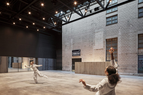 JKMM-ILO: Casa della danza in una ex fabbrica di cavi a Helsinki