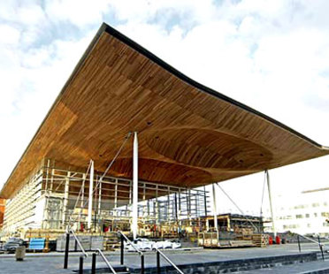 National Assembly for Wales<br />
Richard Rogers Partnership Cardiff, under construction