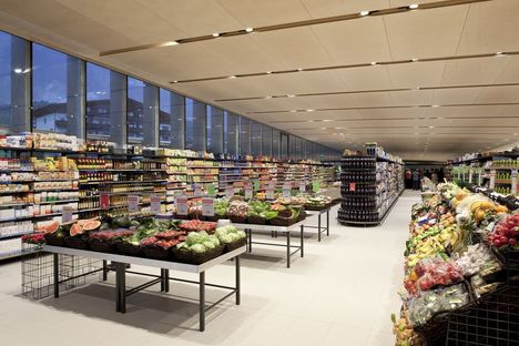 Fügenschuh: supermercato MPreis a Wiesing