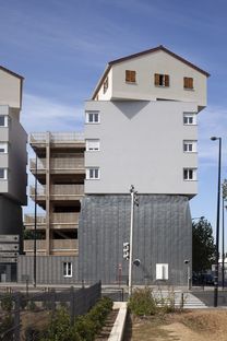 François: “Urban collage”, social housing in Francia